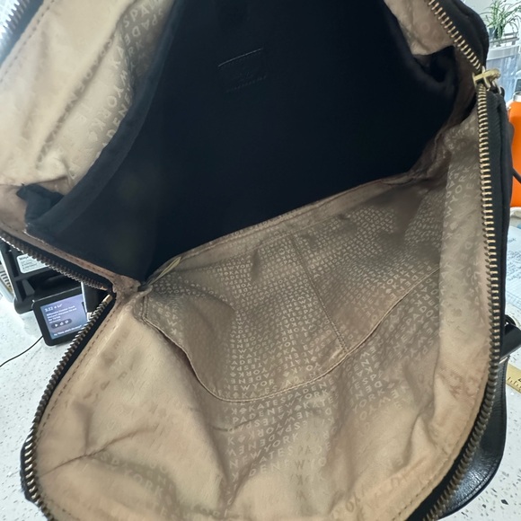 Women's Minimalist Laptop Computer Bag in Black‎ w Adjustable Strap - Picture 7 of 16